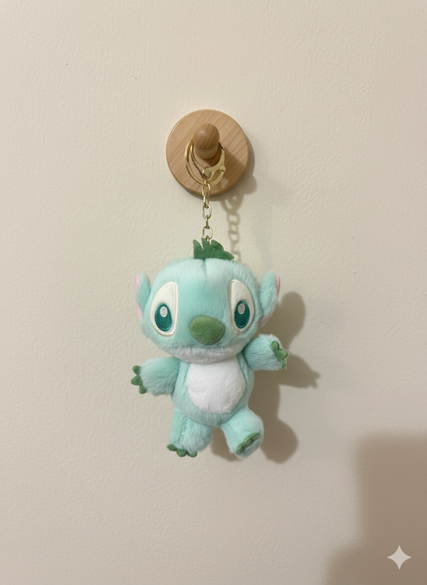 Blue Alien Plush Keychain – Ultra Soft Cute Bag Charm & Backpack Accessory